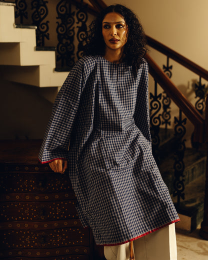 Woman wearing a Kurta - Blueberry Checks standing in a staircase.